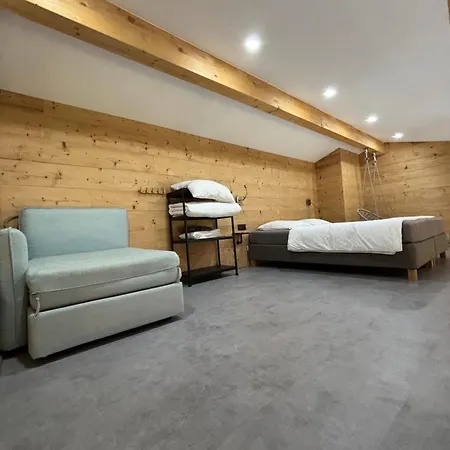 Domek alpejski Les Perce Neige & Jacuzzi Privatif, Proximite Gerardmer & La Bresse