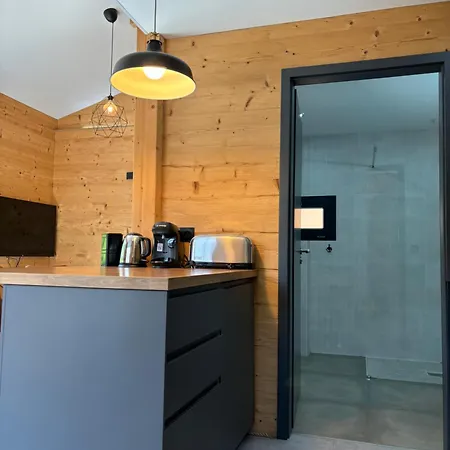 Domek alpejski Les Perce Neige & Jacuzzi Privatif, Proximite Gerardmer & La Bresse Rochesson