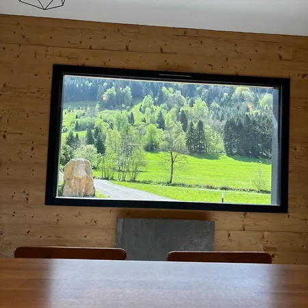 Les Perce Neige & Jacuzzi Privatif, Proximite Gerardmer & La Bresse Chalet