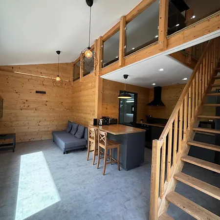 Chalet Les Perce Neige & Jacuzzi Privatif, Proximite Gerardmer & La Bresse Rochesson