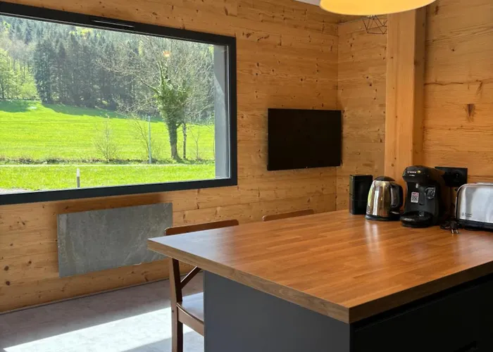 Chalet Les Perce Neige & Jacuzzi Privatif, Proximite Gerardmer & La Bresse *