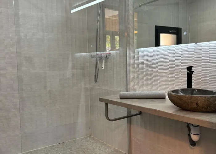 Les Perce Neige & Jacuzzi Privatif, Proximite Gerardmer & La Bresse Chalet Rochesson